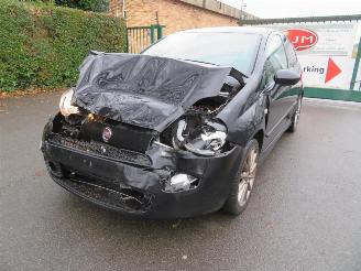 dañado coche sin carnet Fiat Punto  2013/9