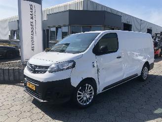 krockskadad bil bedrijf Opel Vivaro 2.0 CDTI 90KW Lang L3H1 Edition 2021/1