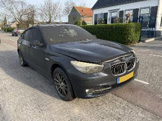 Vaurioauto  passenger cars BMW 5-serie 520D gt Executive 2013/3