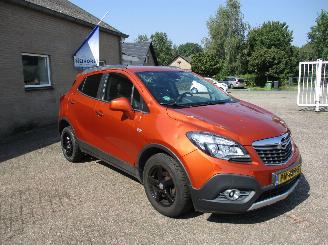 Vaurioauto  campers Opel Mokka 1.4 T Cosmo 4x4 REST BPM 1000 EURO !!! 2014/5