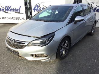 disassembly passenger cars Opel Astra 1.4 2017/2