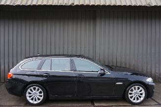 krockskadad bil auto BMW 5-serie 528i 3.0 190kW Panoramadak Leder High Executive 2011/1