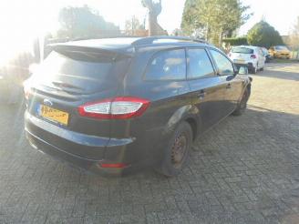 damaged Ford Mondeo 1.6 tdci