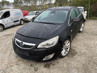 Uttjänta bilar auto Opel Astra J (PC6/PD6/PE6/PF6) Hatchback 5-drs 1.4 Turbo 16V (Euro 5) 2010/1