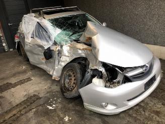 Voiture accidenté Subaru Impreza BENZINE - 2000CC 2010/9