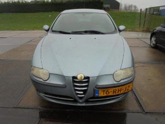 krockskadad bil auto Alfa Romeo 147 147 (937), Hatchback, 2000 / 2010 1.6 Twin Spark 16V 2005/3