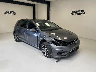 skadebil auto Volkswagen Golf COMFORTLINE 2019/7