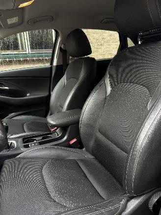 Hyundai I-30  picture 9