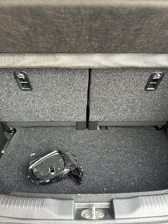 Suzuki Ignis 1.2 smart hybrid style picture 19