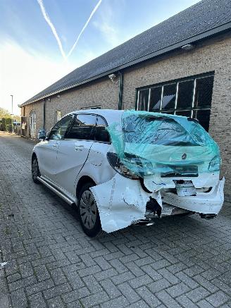 Mercedes B-klasse 220 d Ambition picture 5
