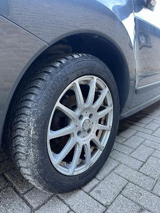 Peugeot 3008 1.6 VTi ST picture 23