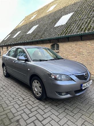 Mazda 3 1.6 Touring picture 3