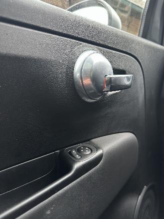 Fiat 500 1.0 Hybrid Sport picture 15