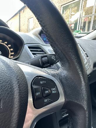 Ford Fiesta 1.0 style picture 12