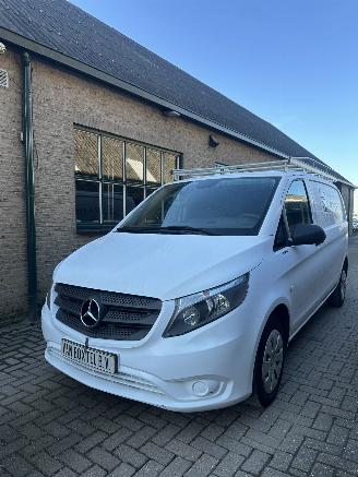 Schadeauto Mercedes Vito 109 CDI Functional 2015/8