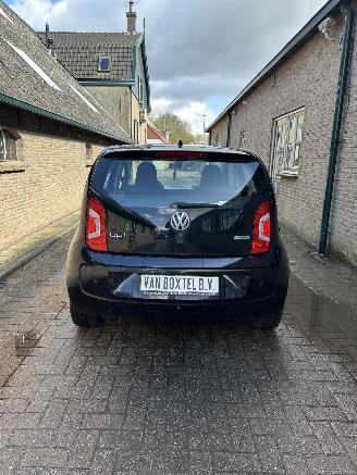 Volkswagen Up!  picture 4