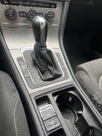 Volkswagen Golf  picture 15