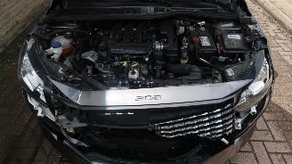 Peugeot 208 Peugeot 208 1.2 PureTech Active picture 21