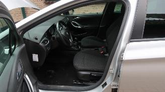 Opel Astra Opel Astra Sports Tourer 1.2 Business Edition picture 23