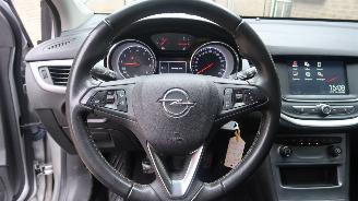 Opel Astra Opel Astra Sports Tourer 1.2 Business Edition picture 10