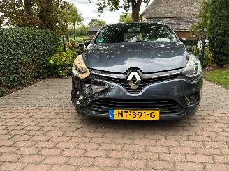 Renault Clio GERESERVEERD!!! 0.9 TCe Intens picture 7