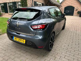 Renault Clio GERESERVEERD!!! 0.9 TCe Intens picture 6