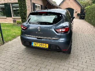 Renault Clio GERESERVEERD!!! 0.9 TCe Intens picture 9