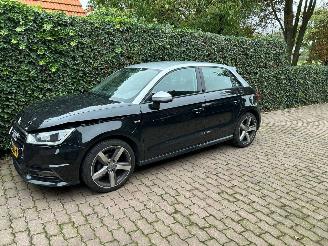 Schadeauto Audi A1 SPORTBACK  1.0 TFSI Adrenalin 2016/8
