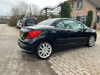 Peugeot 207 CC 1.6-16V T Sport picture 5