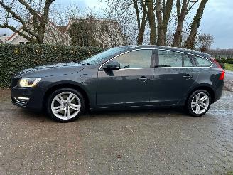 Volvo V-60 2.4 D6 AWD Plug-In Hybrid Summum picture 13