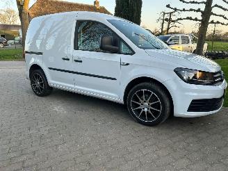 Schade bestelwagen Volkswagen Caddy 2.0 TDI L1H1 BMT Trendline 2016/5