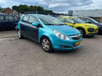 krockskadad bil auto Opel Corsa 1.4-16V Business 2009/8