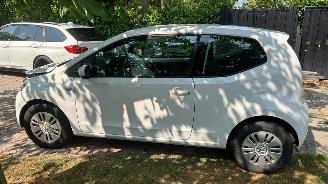 Volkswagen Up! 1.0 move up! BlueMotion picture 5