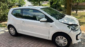Volkswagen Up! 1.0 move up! BlueMotion picture 3