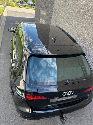 Audi A4 S-LINE picture 18