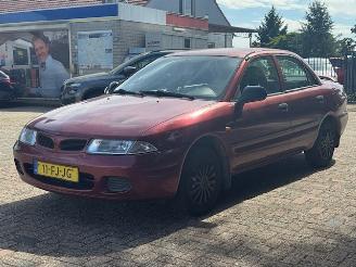  Mitsubishi Carisma 1.6 GL ROYAL CLASS ( INRUIL VERKREGEN! ) 2000/3