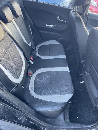 Kia Picanto  picture 6