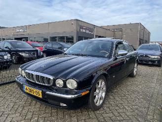 Voiture accidenté Jaguar Xj-8 2.7D V6 Sovereign 2006/5