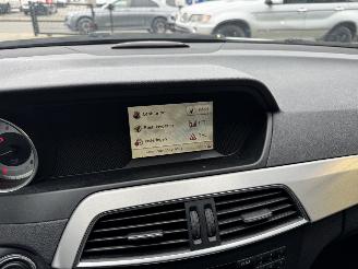 Mercedes C-klasse c180 Avantgarde 109.000 KM NAP! picture 12