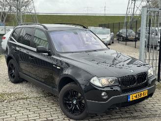 Schadeauto BMW X3 2.5 Si Executive 2006/9