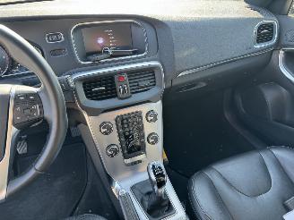 Volvo V-40 2.0 D2 Summum Business picture 12