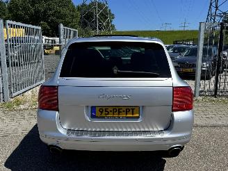Porsche Cayenne 4.5 S picture 7