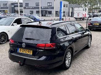 Volkswagen Passat 1.6 TDI Comfortline picture 10