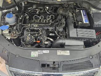 Volkswagen Passat 2.0 TDI Highline Blue TDI picture 14