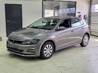 Schadeauto Volkswagen Polo highline 2018/1