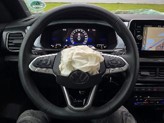 Volkswagen T-Cross TSI DSG Virtual Navi Led Inpark.hulp Acc Lane-Assist Stoelverw. Sfeerverl. Trekhaak 85KW/116PK picture 18