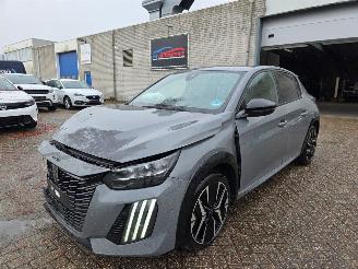 damaged passenger cars Peugeot 208 GT 136 Hybride Virtual Led Keyless Camera Navi Drive-Mode Sfeerverl. Lane-Assist 100KW/136PK 2024/10