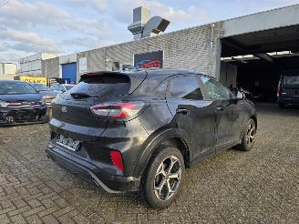 Schadeauto Ford Puma Facelift ST-Line Automaat Virtual Keyless Camera Led Acc Lane-Assist 92KW/125PK 2024/6