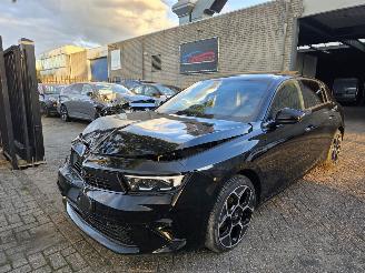 Avarii autoturisme Opel Astra 1.2 Turbo-MHEV Ultimate Pano Head-Up Memory Surround-View Lux-Led Navi Stuurverw. Voorruitverw. Trekhaak 100KW/136PK 2025/3