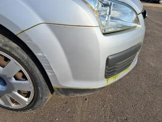Ford Focus Focus 2, Hatchback, 2004 / 2012 2.0 16V picture 12